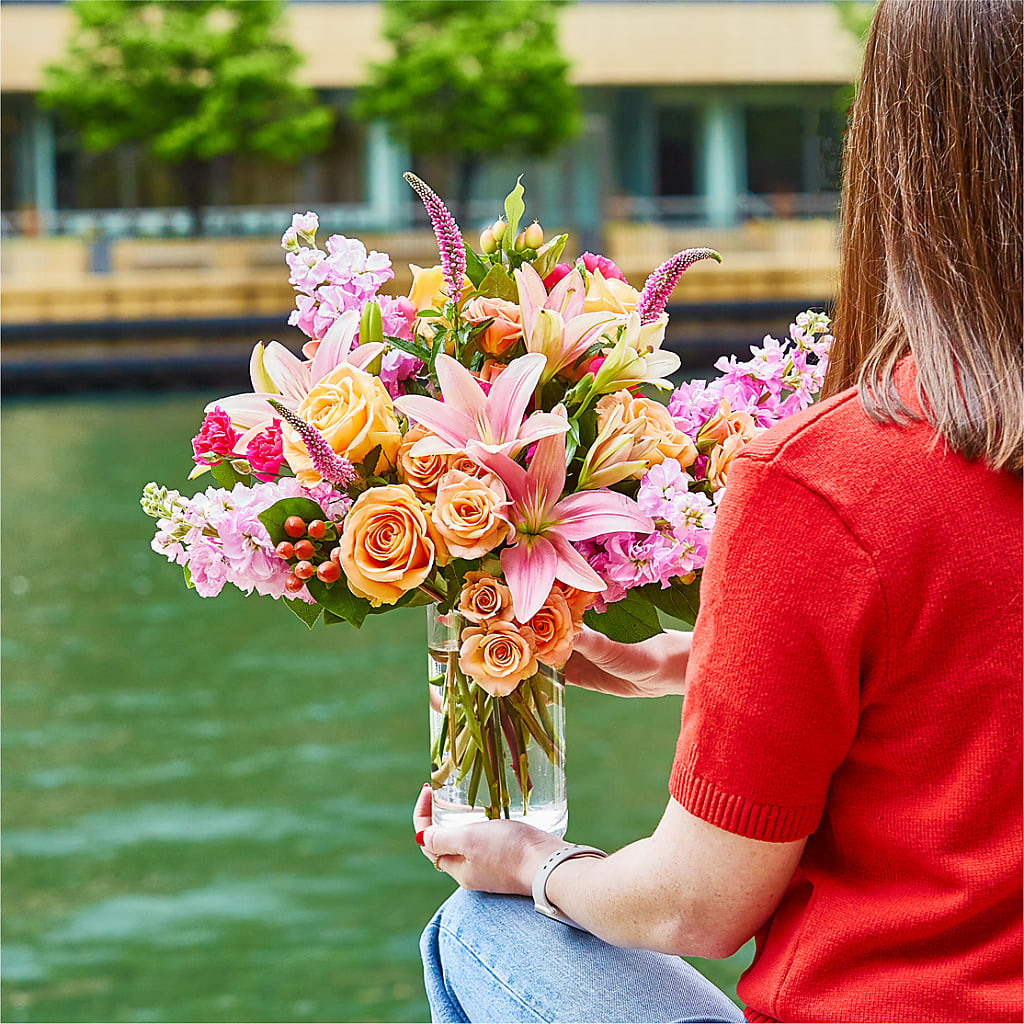 Bisous Bouquet –  Coupeville Florist, Coupeville WA